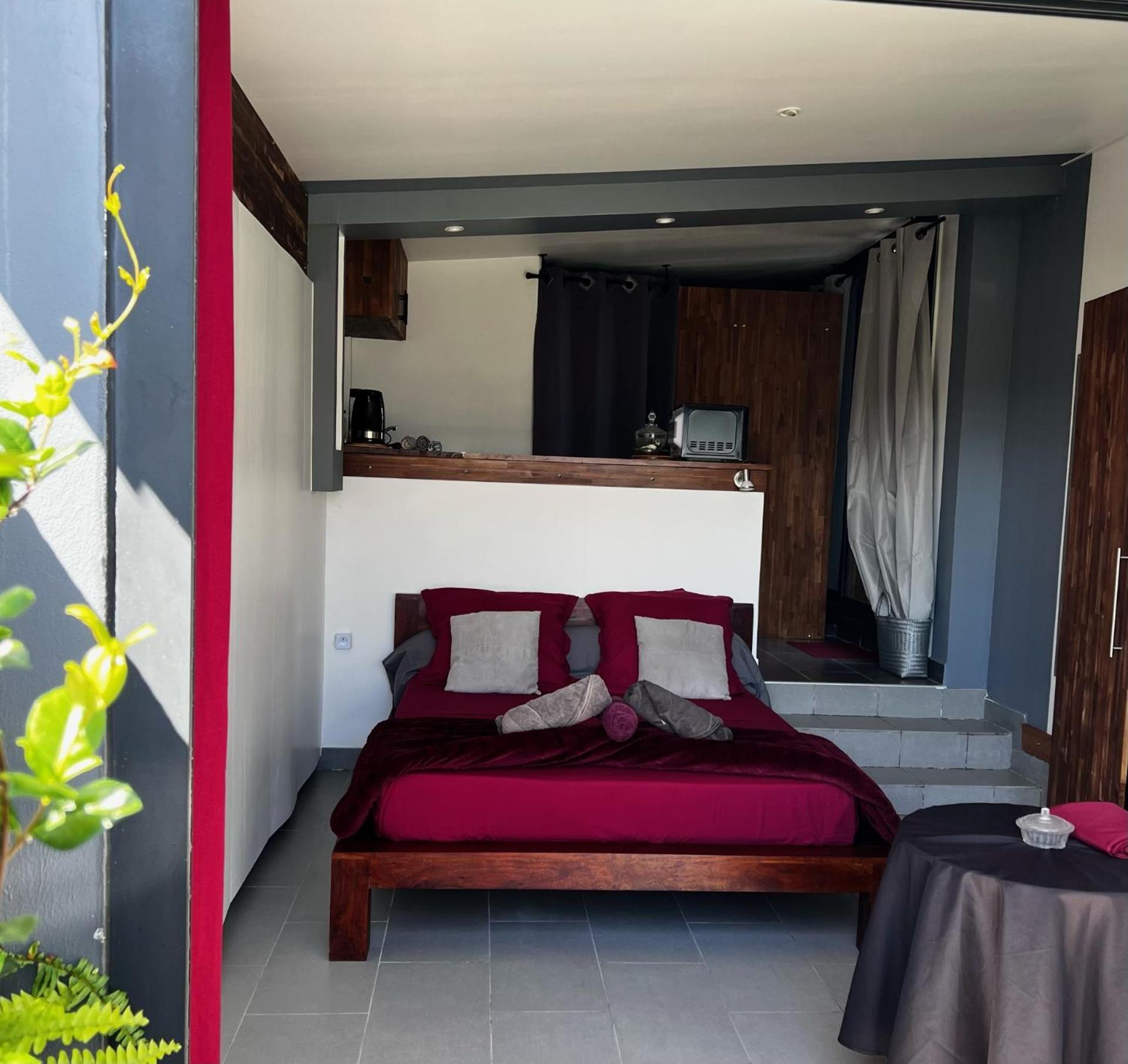 Studio Cosy Kazadalo, Deux Rives - Sainte-Suzanne Dış mekan fotoğraf